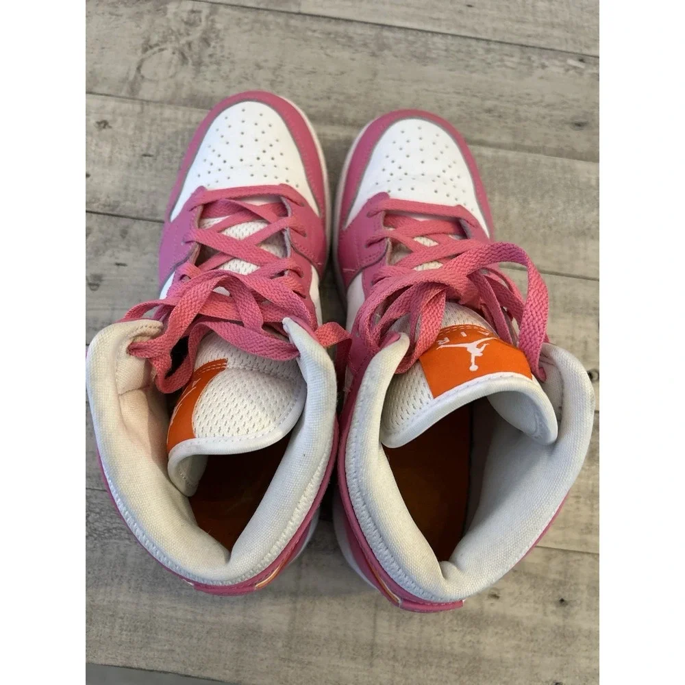 Nike‎ Air Jordan 1 Mid GS Size 7Y Pinksicle Safety Orange White DX3240-681